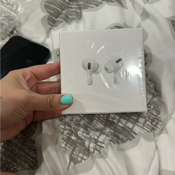 Apple air pods pro 2nd generation
